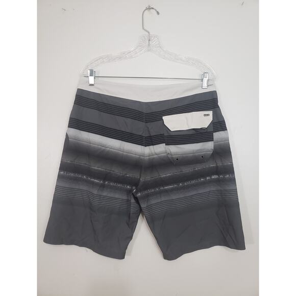 (M5) Hurley Phantom Mens Board Shorts Size 32 Black Gray Striped Swim - Picture 4 of 8